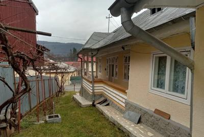 Casă cu 4 camere în Central - 13