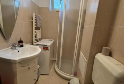 Apartament cu 3 camere decomandat în Central - 9