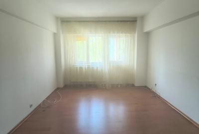 Apartament cu 2 camere decomandat în Tomis II