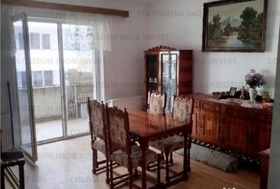 Garsonieră decomandată în Central