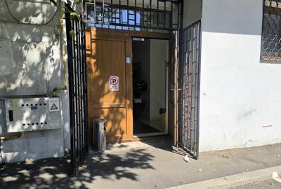 Birou, de 240 mp, în 1 Mai - 7