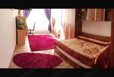 Garsonieră decomandată în Central - 7