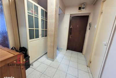 Apartament cu 4 camere decomandat, mobilat în Central - 1