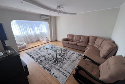 Apartament cu 3 camere decomandat în Teilor - 1