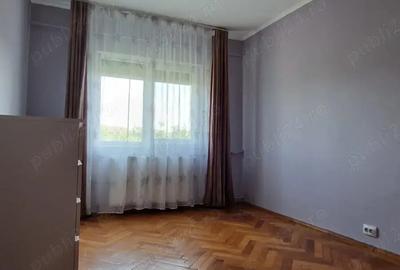 Vand apartament cu 3 camere, decomandat, in cartierul Rogerius priveli?te superba Vand apartament cu 3 camere, decomandat, in cartierul Rogerius priveli?te superba - 6
