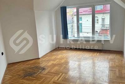 Casă cu 10 camere cu Teren 700 Mp în Central - 7