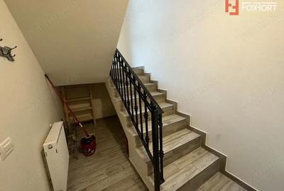 Casă cu 3 camere cu Teren 100 Mp în Buziașului - 11