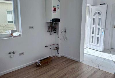 Casă cu 4 camere în Remetea Mare - 6