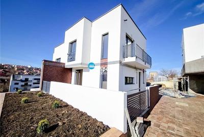Intabulat,apartament 3 cam cu garaj si terasa,imobil tip vila,Pacurari - 2
