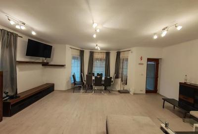 Casă cu Teren 383 Mp în Dumbrăvița - 1