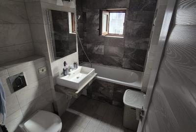 Apartament cu 2 camere decomandat, mobilat în Far - 9