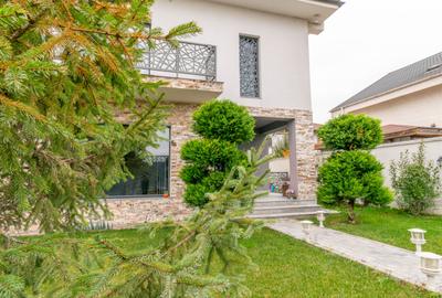 Locuinta construită pentru a fi locuită, nu doar admirată, complet mobilata - 11