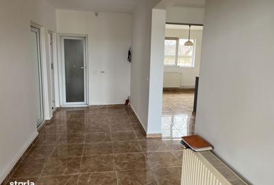 Casă cu 3 camere cu Canalizare în Valu lui Traian - 6