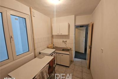 Apartament cu 2 camere decomandat în Cantemir - 11