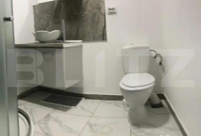 Casă cu 7 camere cu Teren 400 Mp în Central - 7