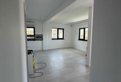 Apartament cu 3 camere decomandat în Central - 6