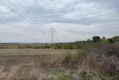 Teren de 8665 mp, în Central - 2