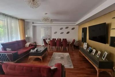 Apartament cu 4 camere decomandat, mobilat în Parcul Circului