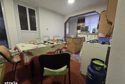 Casă cu 5 camere cu Teren 2088 Mp în Mădăras - 9