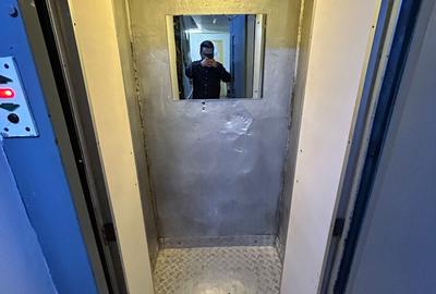 Titan 2 Camere Instalatii Schimbate Bloc 1976 Reabilitat 15 Min Metrou Titan - 19