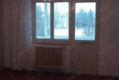 Apartament 3 camere, zona Dambu, strada Godeanu - 2