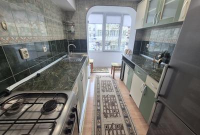 Apartament cu 3 camere semidecomandat în Central - 7