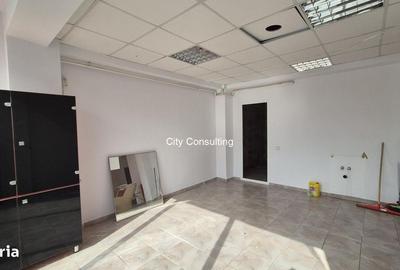 Spațiu comercial, de 105 mp, în Central - 4