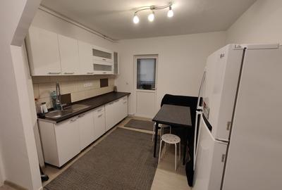 Apartament cu 2 camere decomandat în Vasile Aaron - 4