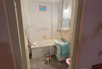 Apartament cu 3 camere decomandat în Central - 2