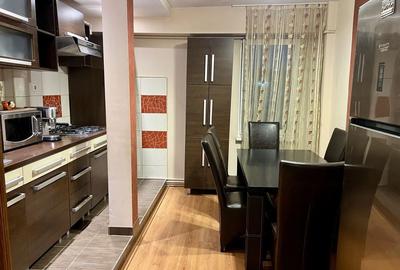 Apartament cu 3 camere decomandat în Tudor - 3