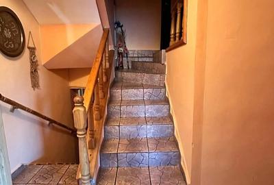 De vanzare duplex cu 4 camere, mobilat ?i utilat, etaj intermediar, 75.000 euro - 2