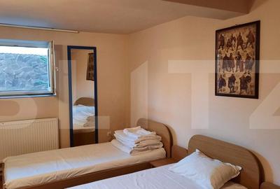 Oportunitate de investitie! Casa individuala 9 camere, 868 mp teren,Turda - 2