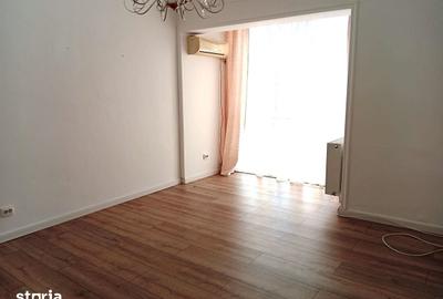 Apartament cu 3 camere semidecomandat în Central - 18