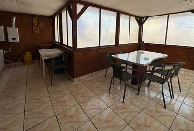 Casă cu 10 camere cu Canalizare în Est - 5