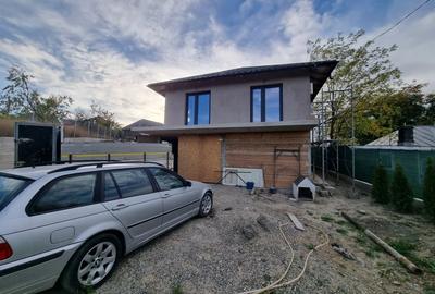 Casa Barati Demisol + 1 etaj, ( garaj, pivnita) - 1