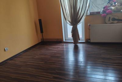 Apartament cu 3 camere în Central - 2