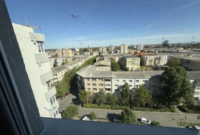 Apartament cu 4 camere decomandat în Careiului - 2