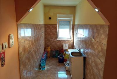 Apartament cu 2 camere nedecomandat în Oravița - 1