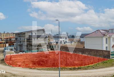 Spațiu comercial, în Tractorul - 4