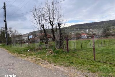 Teren de 1200 mp, în Central - 6