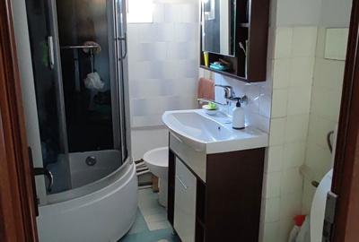 Apartament cu 3 camere decomandat în Central - 2