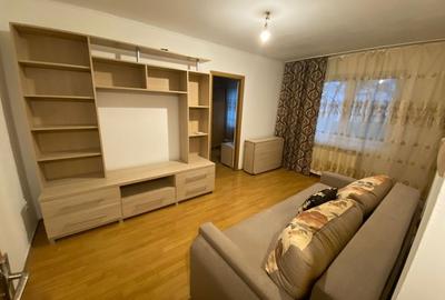 Apartament cu 2 camere semidecomandat în Tătărași