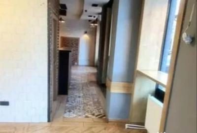 Spațiu comercial, de 97 mp, în Libertății - 4