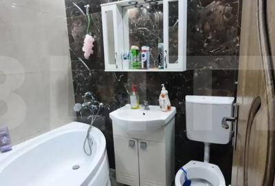 Apartament cu 2 camere semidecomandat, mobilat în Micro 14