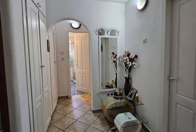 Apartament cu 2 camere decomandat în Decebal - 12