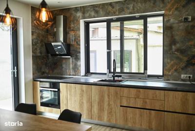 Casă cu Teren 390 Mp în Central - 9