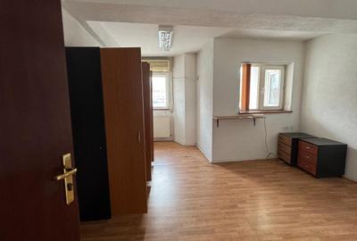 Hala Traian – Casă Versatilă cu 21 Camere Poziție Premium! - 5