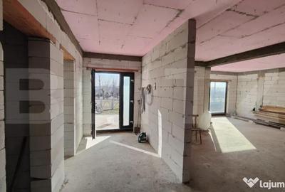 Casă cu 4 camere cu Teren 1300 Mp în Central - 11