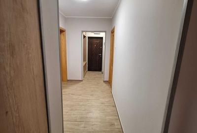 Apartament cu 3 camere decomandat în Central - 3