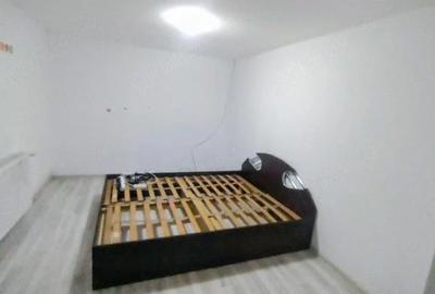 Casă cu Teren 740 Mp în Central - 8